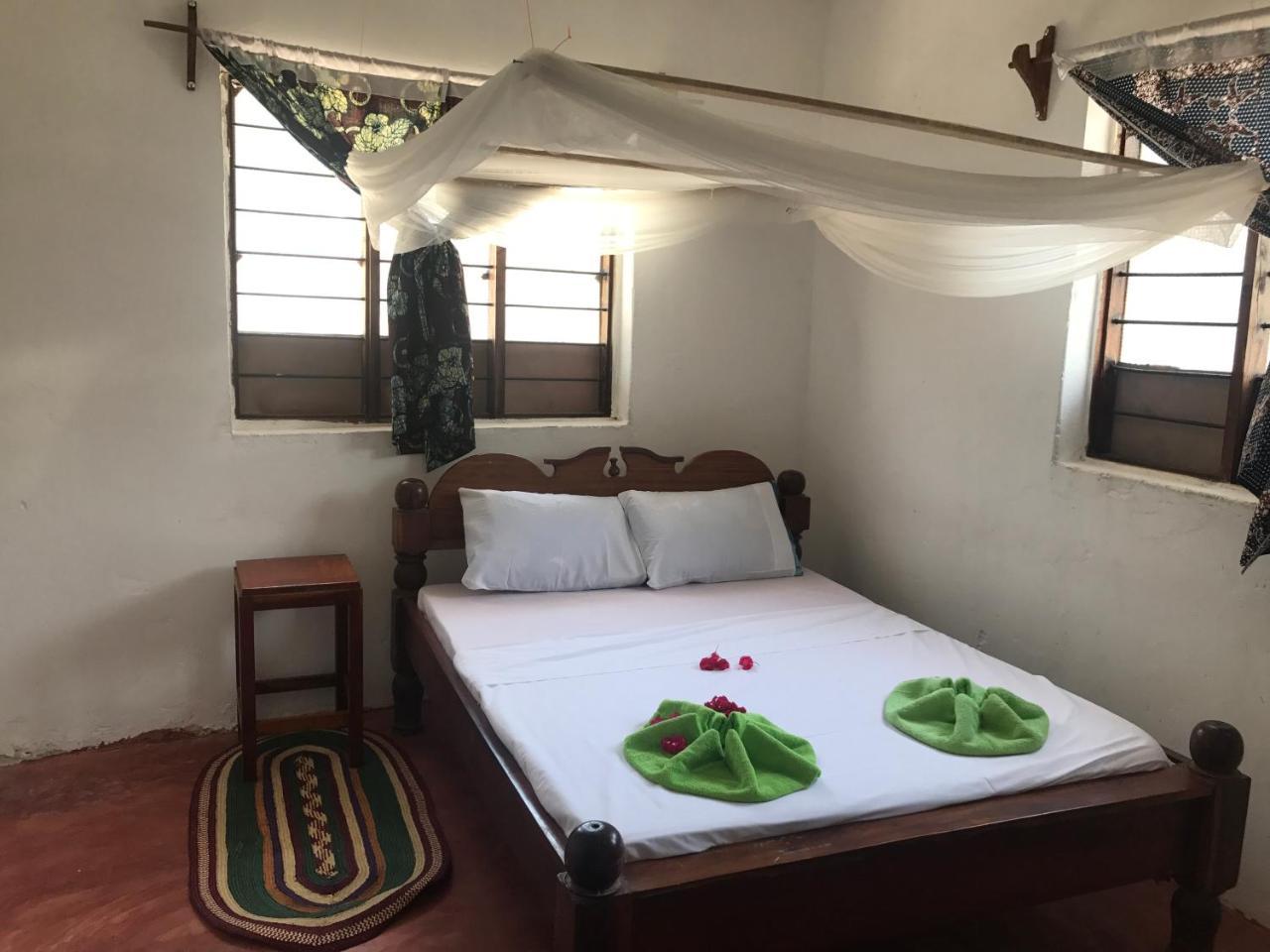 Moringe Home Stay - Village House Jambiani  Buitenkant foto