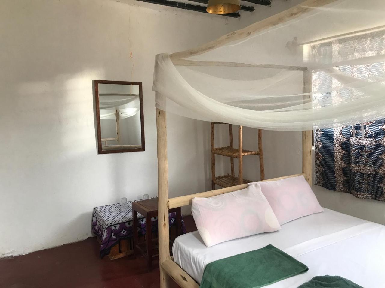Moringe Home Stay - Village House Jambiani  Buitenkant foto
