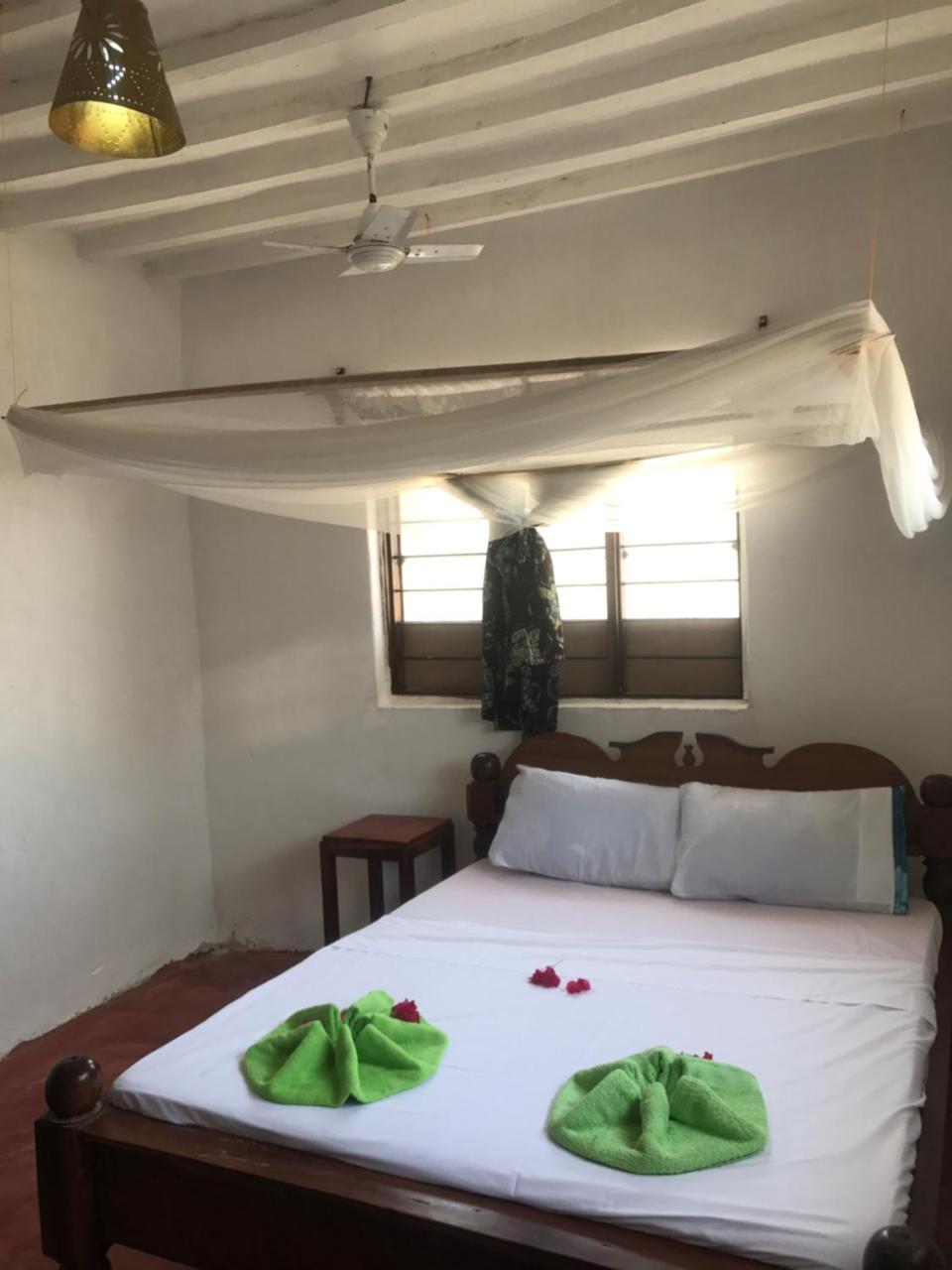 Moringe Home Stay - Village House Jambiani  Buitenkant foto