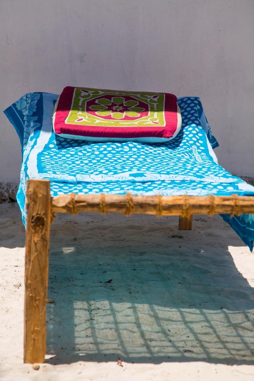 Moringe Home Stay - Village House Jambiani  Buitenkant foto